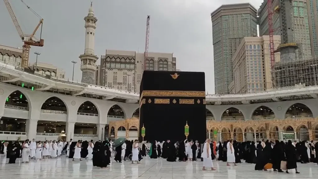 Essential Documents & Travel Advice for UK-Based Umrah Pilgrims